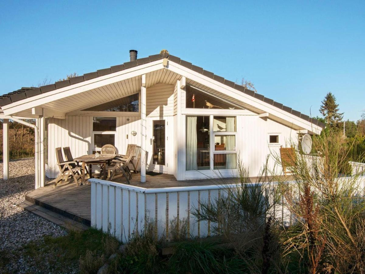6 Person Holiday Home In Knebel Ørby Esterno foto